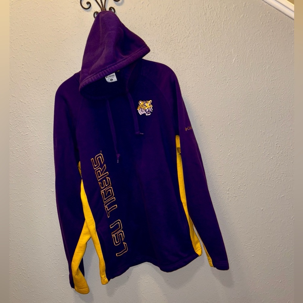 Columbia LSU Tigers Hoodie Pullover Sweatshirt Purple Gold Men’s Size Medium